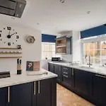 Vila Crossriggs- Beautiful Detached