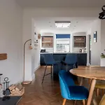 Crossriggs- Beautiful Detached Вилла