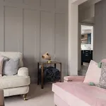 Crossriggs- Beautiful Detached *