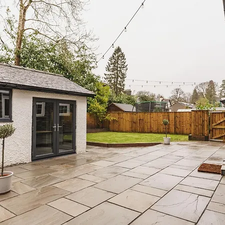 Villa Crossriggs- Beautiful Detached