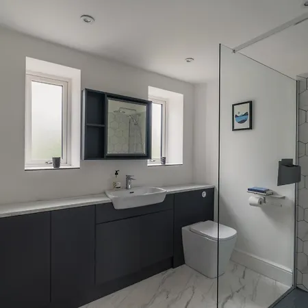 Crossriggs- Beautiful Detached Villa Windermere