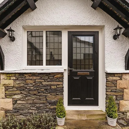 Crossriggs- Beautiful Detached Villa Windermere
