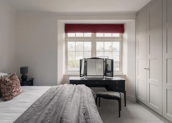 Crossriggs- Beautiful Detached Villa