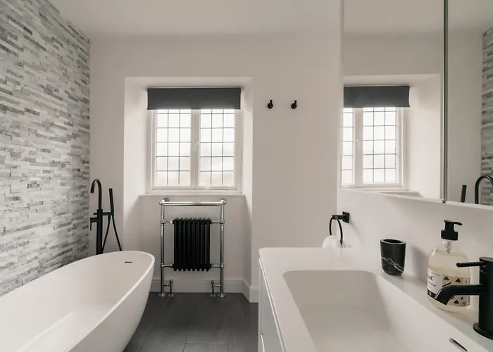 Villa Crossriggs- Beautiful Detached