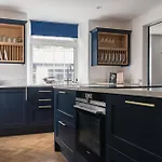 Crossriggs- Beautiful Detached * Windermere